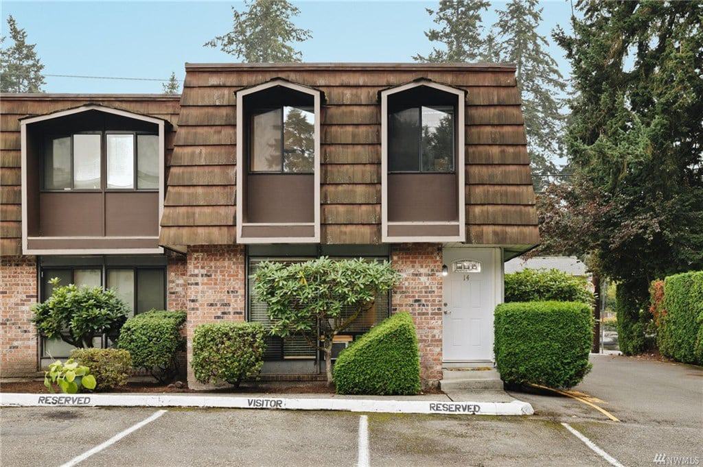 end unit woodhaven lynnwood townhouse