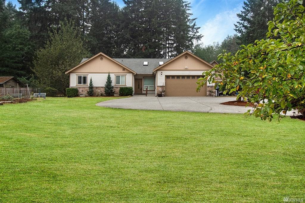bothell rambler on 1 acre lot