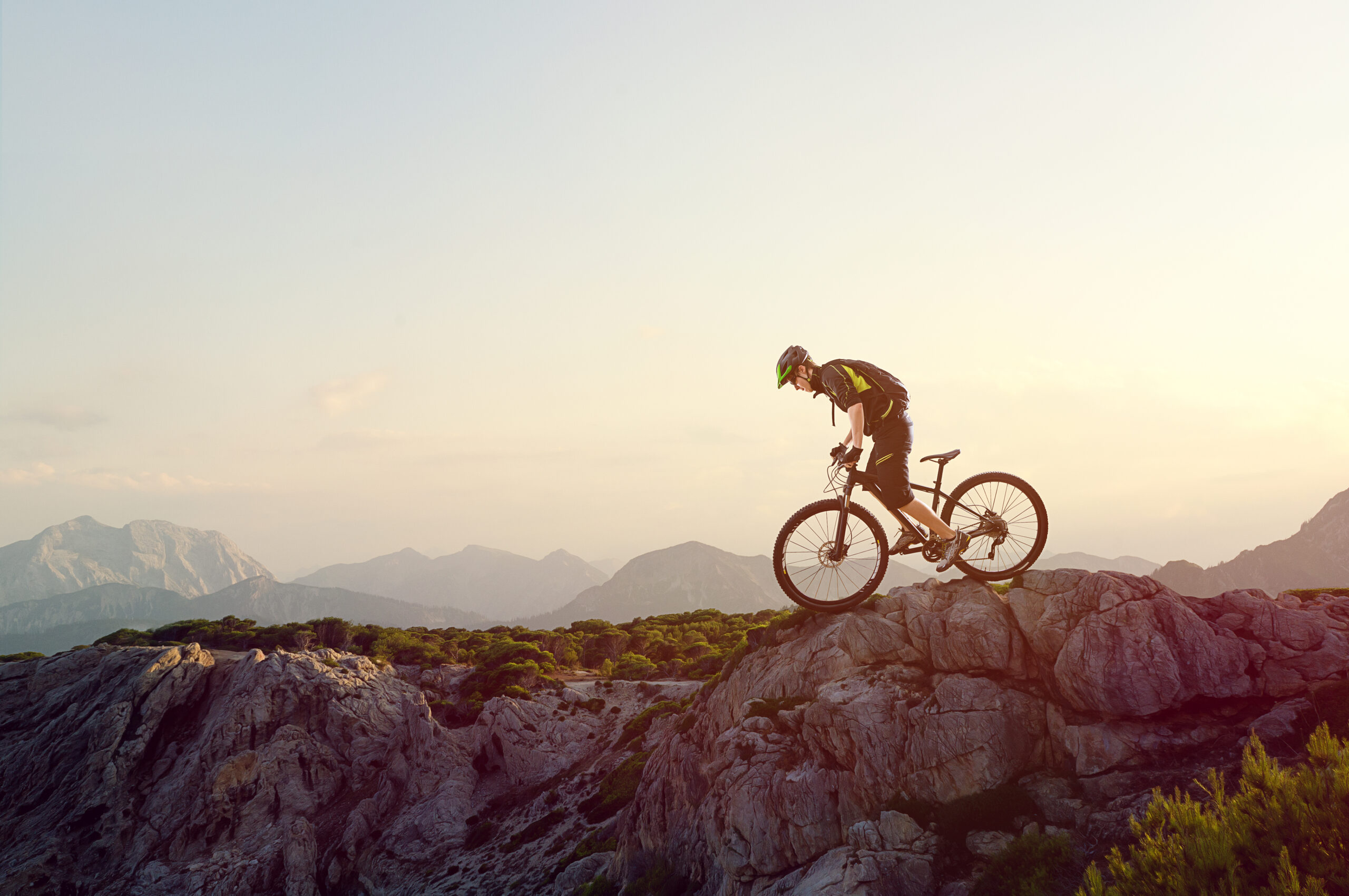 moutain biking in the pacific NW