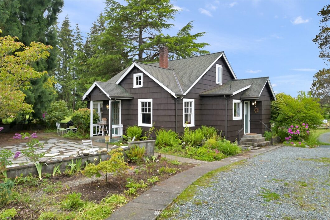 5534 Cameron Rd Freeland 6 Acres on Whidbey Island